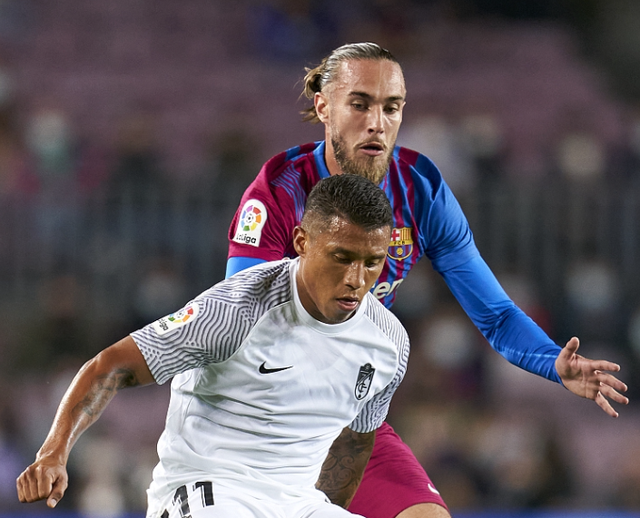 综合娱乐-包含社区盾转会期再迎强敌，南特更衣室发声，主帅态度：话题不断，资深球员宣示担当的词条